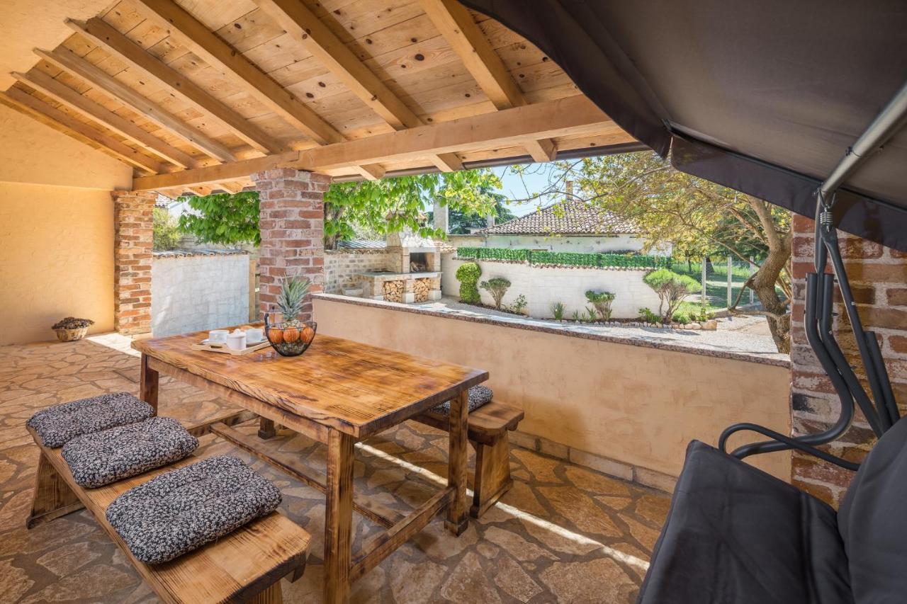 Casa Viktoria With Private Garden And Bbq Villa Kosinozici Exterior photo